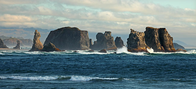 Bandon Seastacks and Beach Summer in Oregon