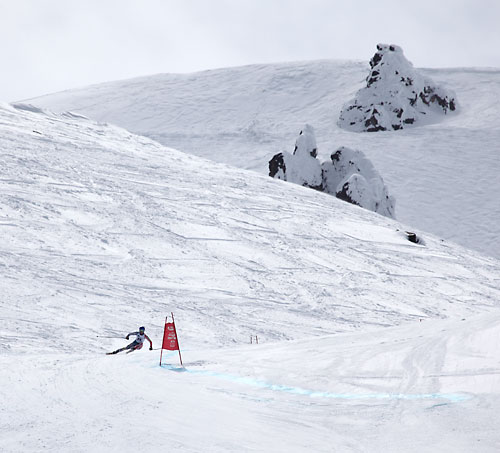 Mt. Bachelor fresh snow downhill race snowboard skier