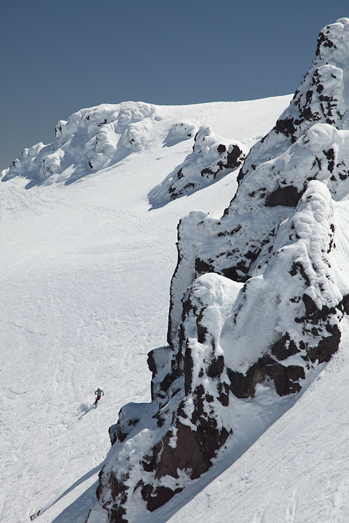Mt. Bachelor fresh snow snowboard skier the cirque telemark skier