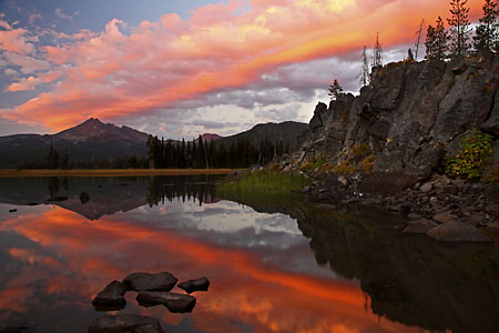 Sparks Lake Sunset Bend Oregon