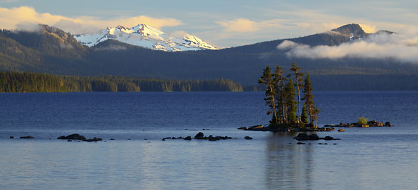 Waldo Lake and Diamond Peak, Cascade Mountains, Oregon