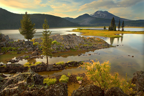 Sparks Lake photo, South Sister, Cascade Mountains, Oregon - photographer David Whitten
