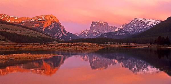 Wind River Mountains, Wyoming, Squaretop Mountain and Green River - photographer David Whitten davidwhittenphoto.com